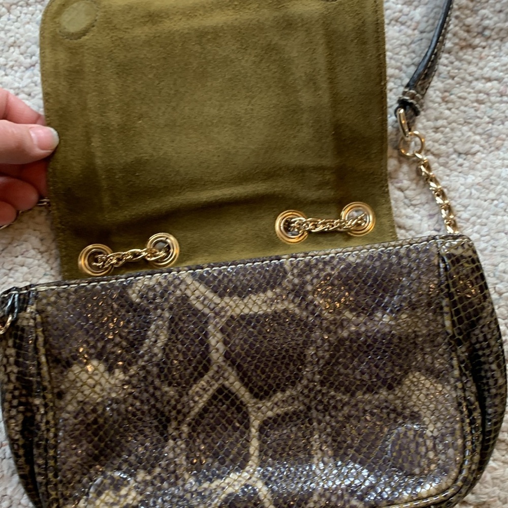Milly Crossbody Purse - Picture 3 of 14